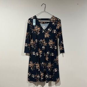 Long-Sleeve Floral Patterned Dress